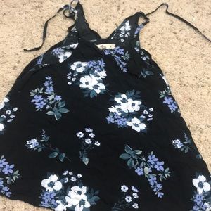 Hollister black floral crop top
